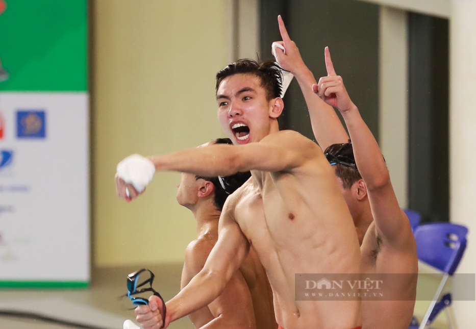 Hình ảnh đội bơi Việt Nam đoạt HC vàng, phá kỷ lục SEA Games hơn một phút - Ảnh 3.