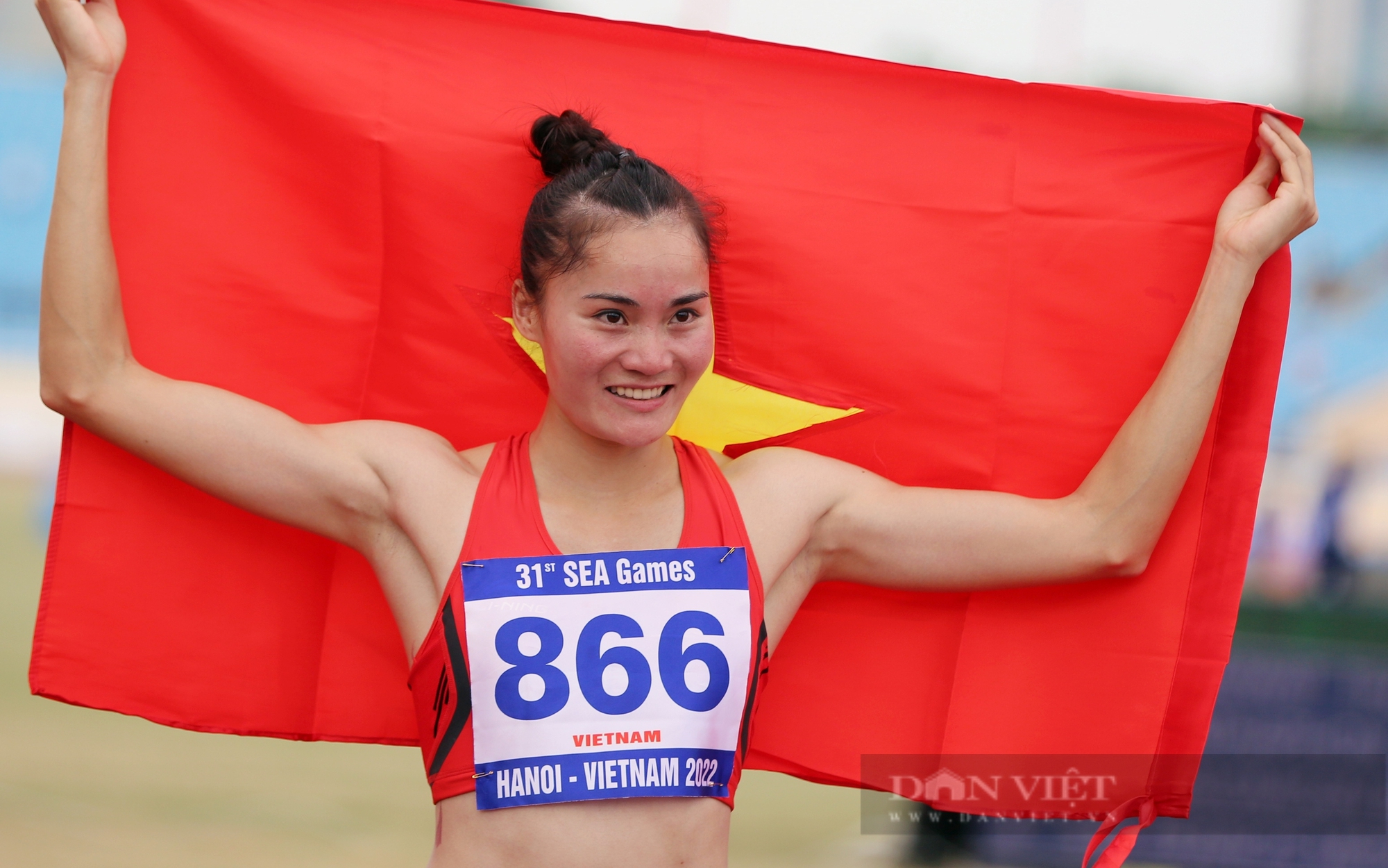 Which Vietnamese athletes won the SEA Games medal on May 17?