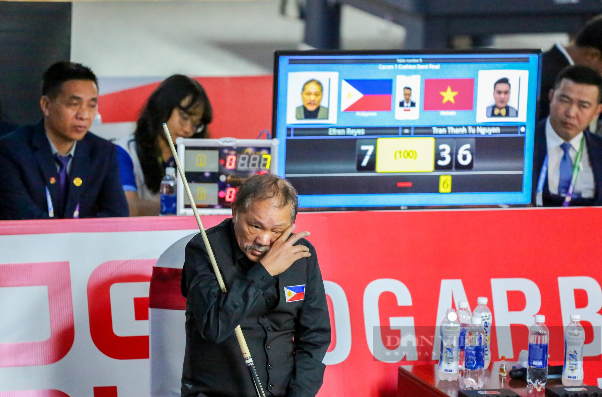 Những biểu cảm của huyền thoại Reyes trong trận thua cơ thủ Việt Nam tại SEA games 31 - Ảnh 6.