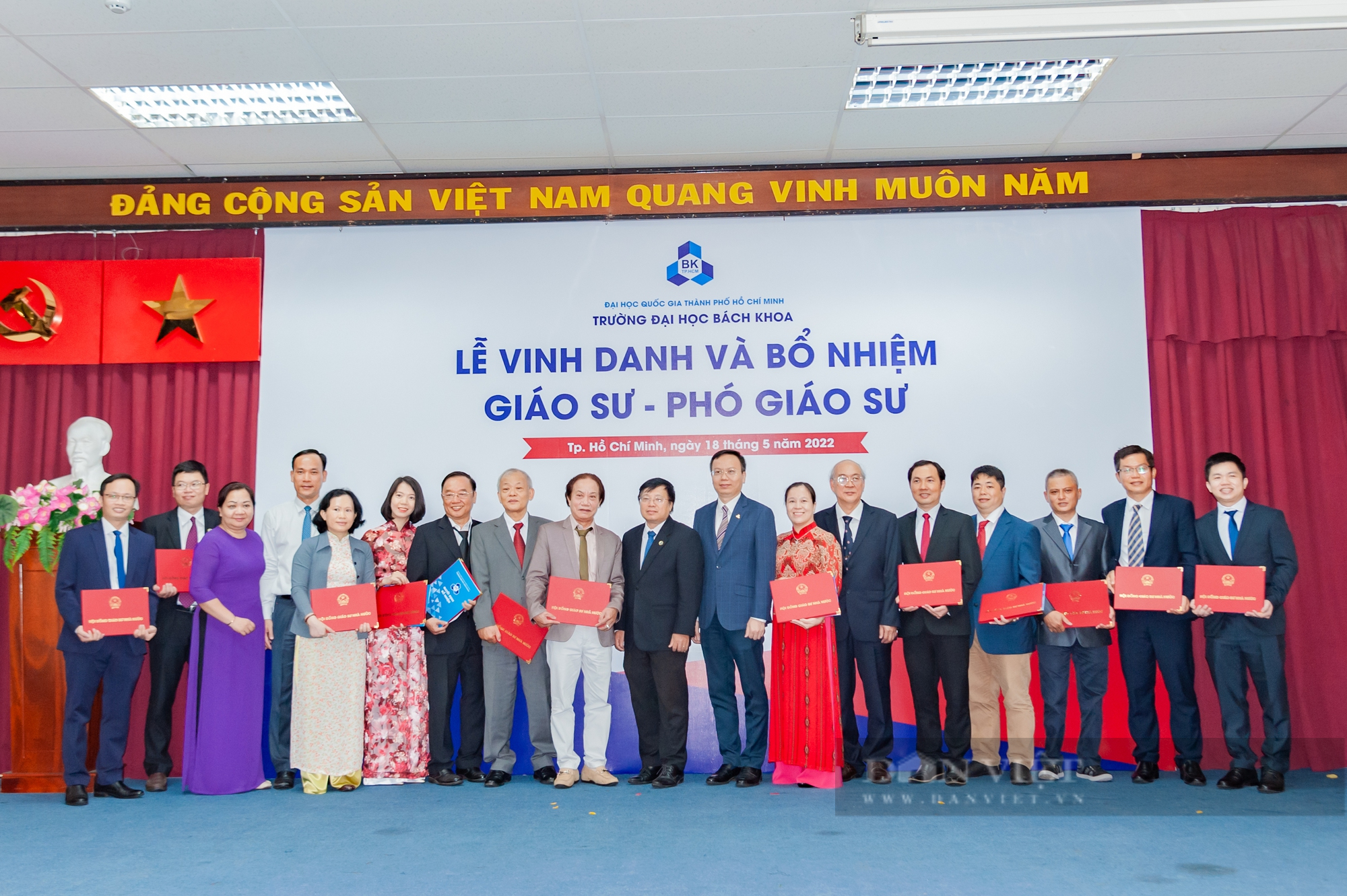 Tân nữ Phó Giáo sư khoa Cơ khí, Trường ĐH Bách khoa TP.HCM: &quot;Tôi rất vui và tự hào&quot; - Ảnh 2.