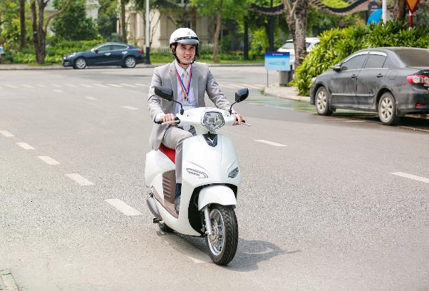 Smart technology helps VinFast electric motorbikes conquer users - Photo 3.