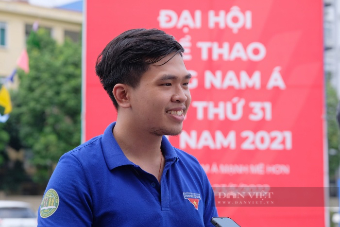 Những “bóng hồng” xinh đẹp, vượt cả nghìn km tình nguyện hỗ trợ SEA Games 31 - Ảnh 3.