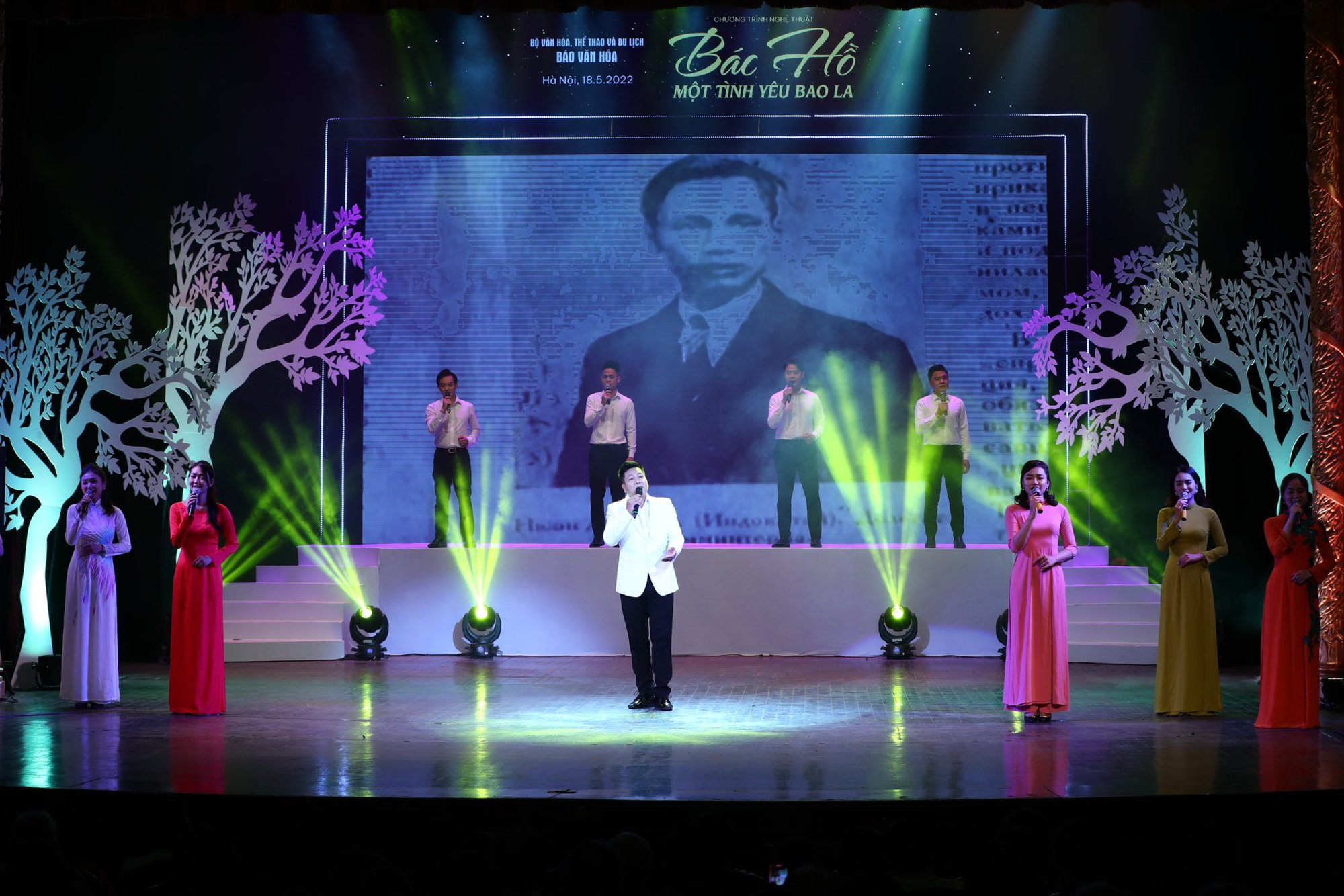 Anh Tho, Phuong Nga, Ploong Thiet ... overflowed with emotions when singing about dear Uncle Ho - Photo 5.