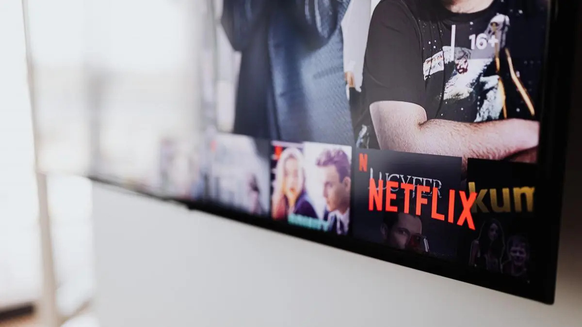 Chernyshov, Lukoyanov & Partners are pursuing a similar claim against streaming company Netflix.  Photo: @AFP.