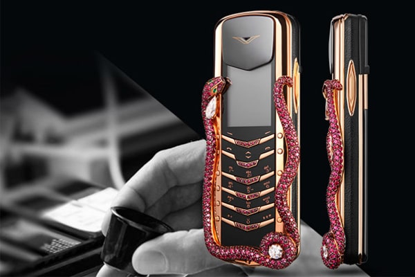 Looking back at the most expensive phone models in history - Photo 3.