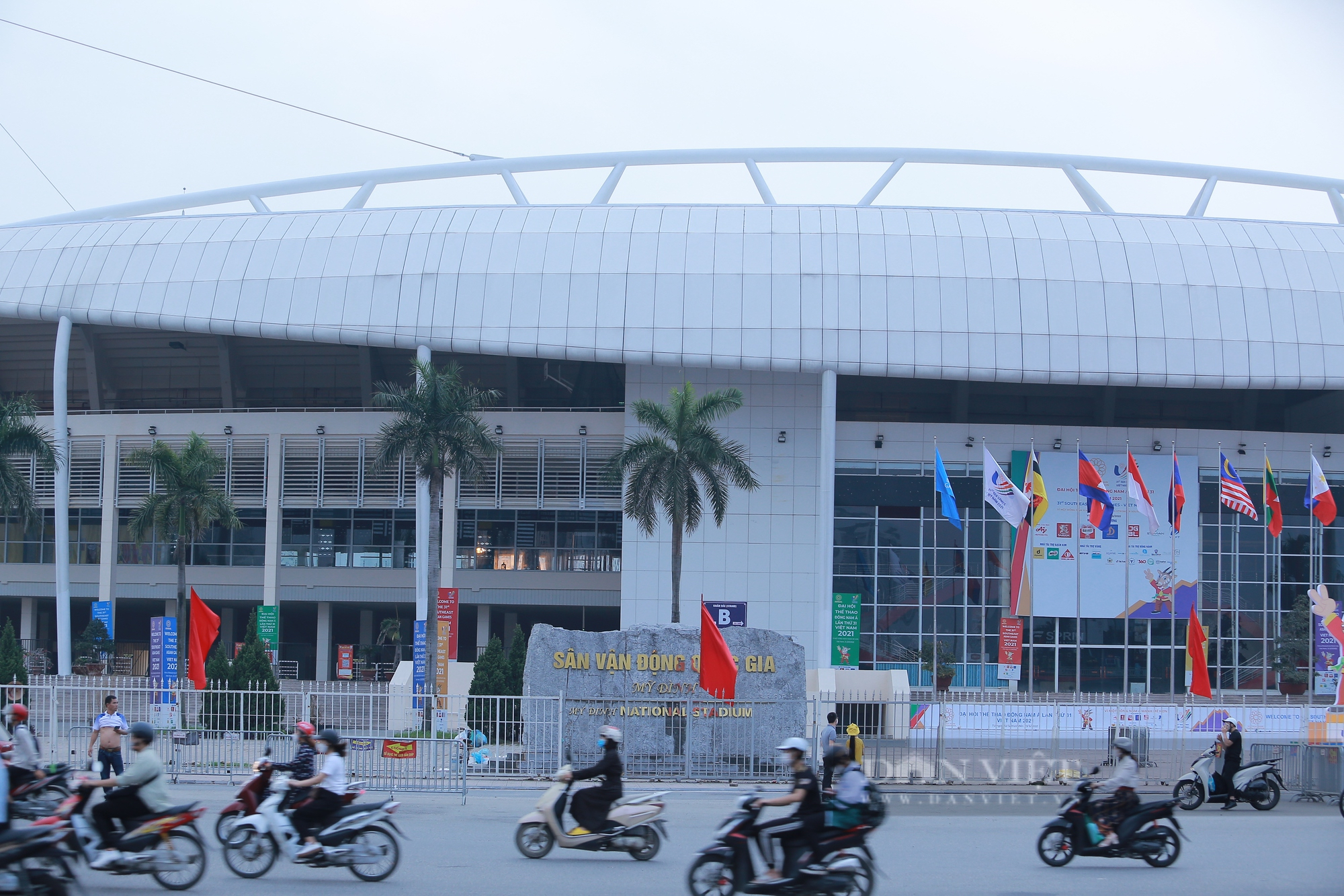 Tickets scream for 18 million VND/pair of the final match between Vietnam and Thailand - Photo 1.