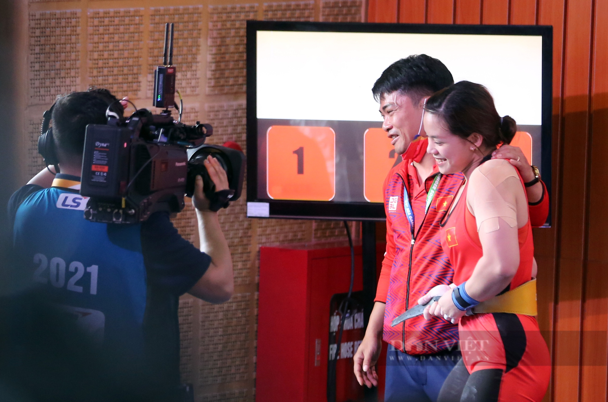 Hotgirl cử tạ Việt Nam hạ đô cử Philippines, phá 3 kỷ lục SEA Games - Ảnh 11.