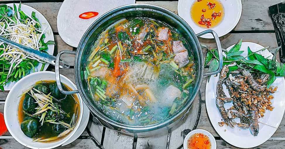 Stingray hotpot attracts gourmets
