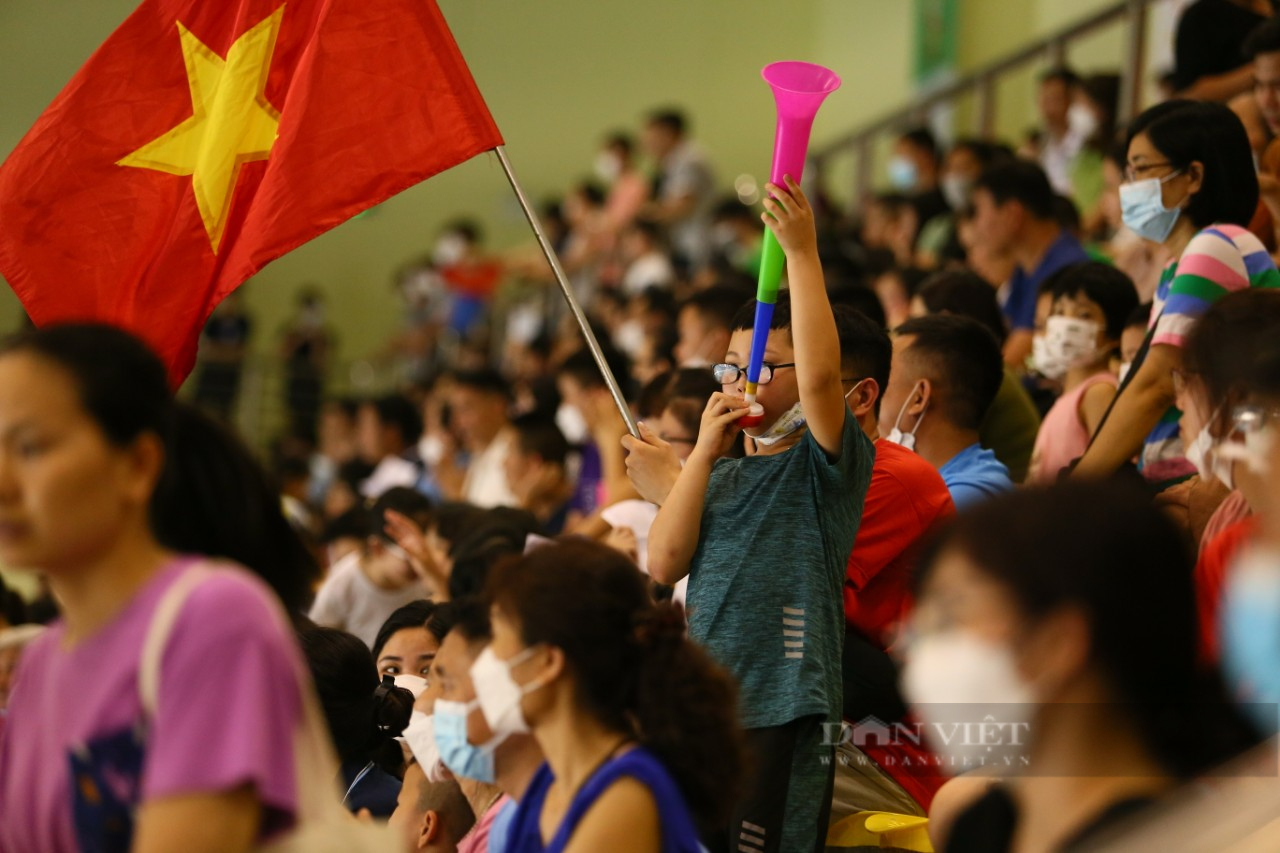 Cổ động viên khiến khán đài như nổ tung, VĐV lặn Việt Nam đồng loạt phá sâu kỷ lục SEA Games - Ảnh 6.