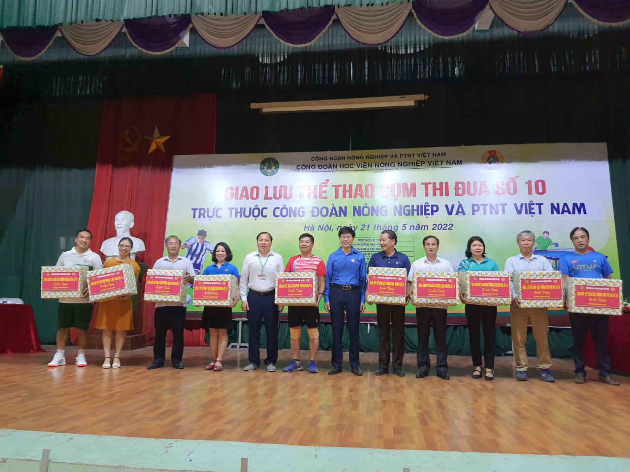 Công đoàn Học viện Nông nghiệp Việt Nam tổ chức giao lưu thể thao - Ảnh 3.