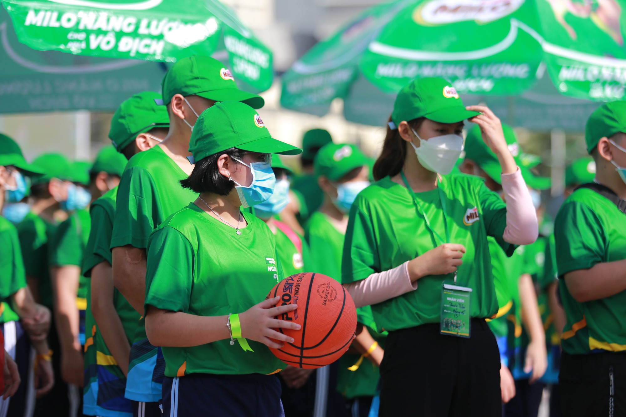 Gần 10.000 học sinh và phụ huynh tỉnh Khánh Hòa tại ngày hội đi bộ  - Ảnh 2.