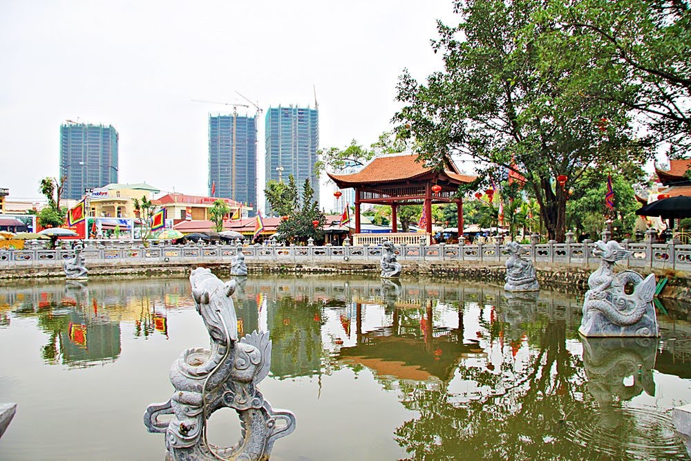 Visit the famous temple for fortune in Ha Thanh - Photo 1.