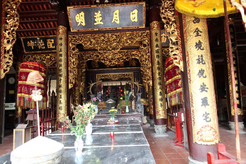 Visit the famous temple for fortune in Ha Thanh - Photo 2.