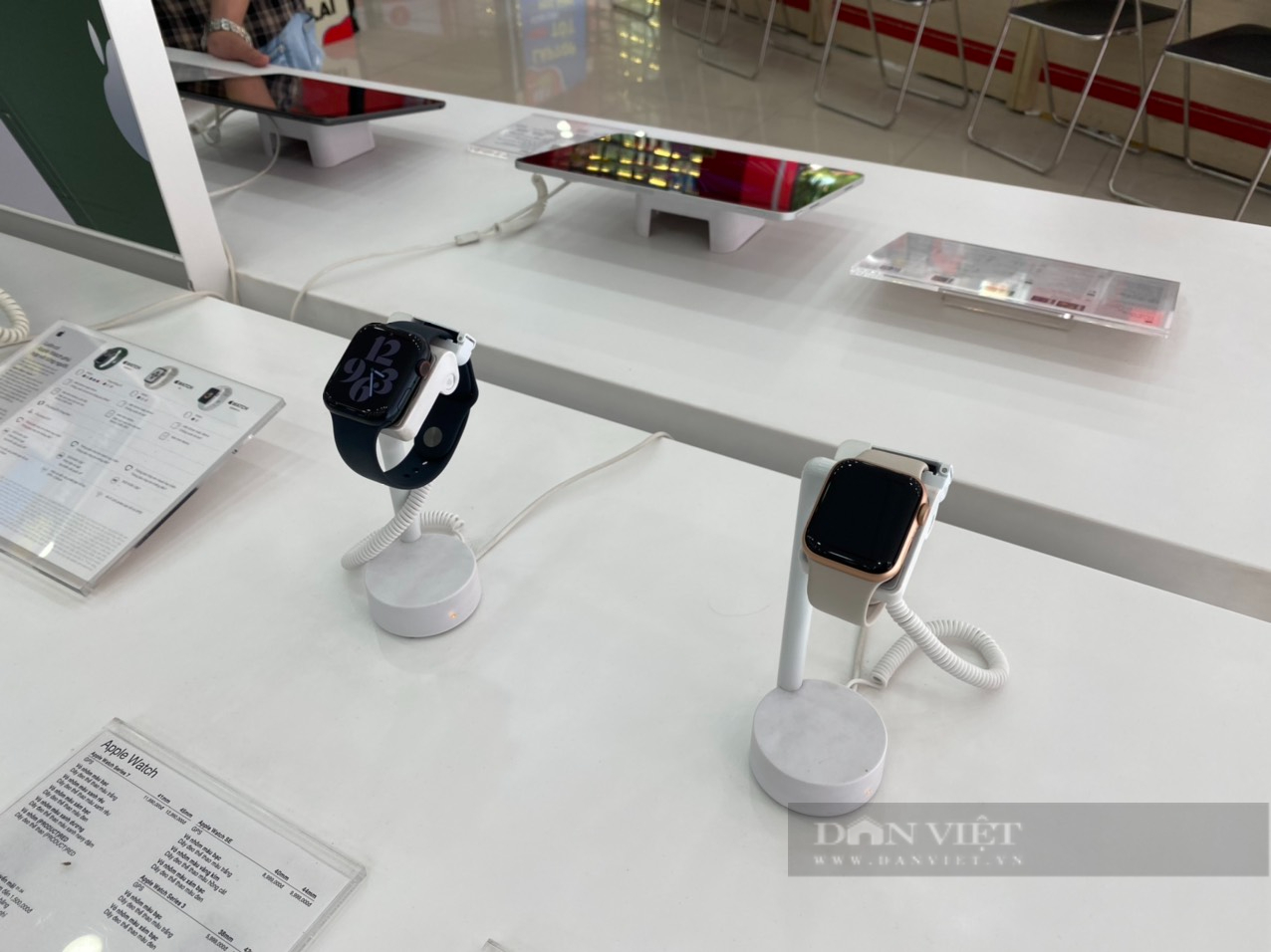 Apple Watch tiếp tục xuống giá tại Việt Nam - Ảnh 1.