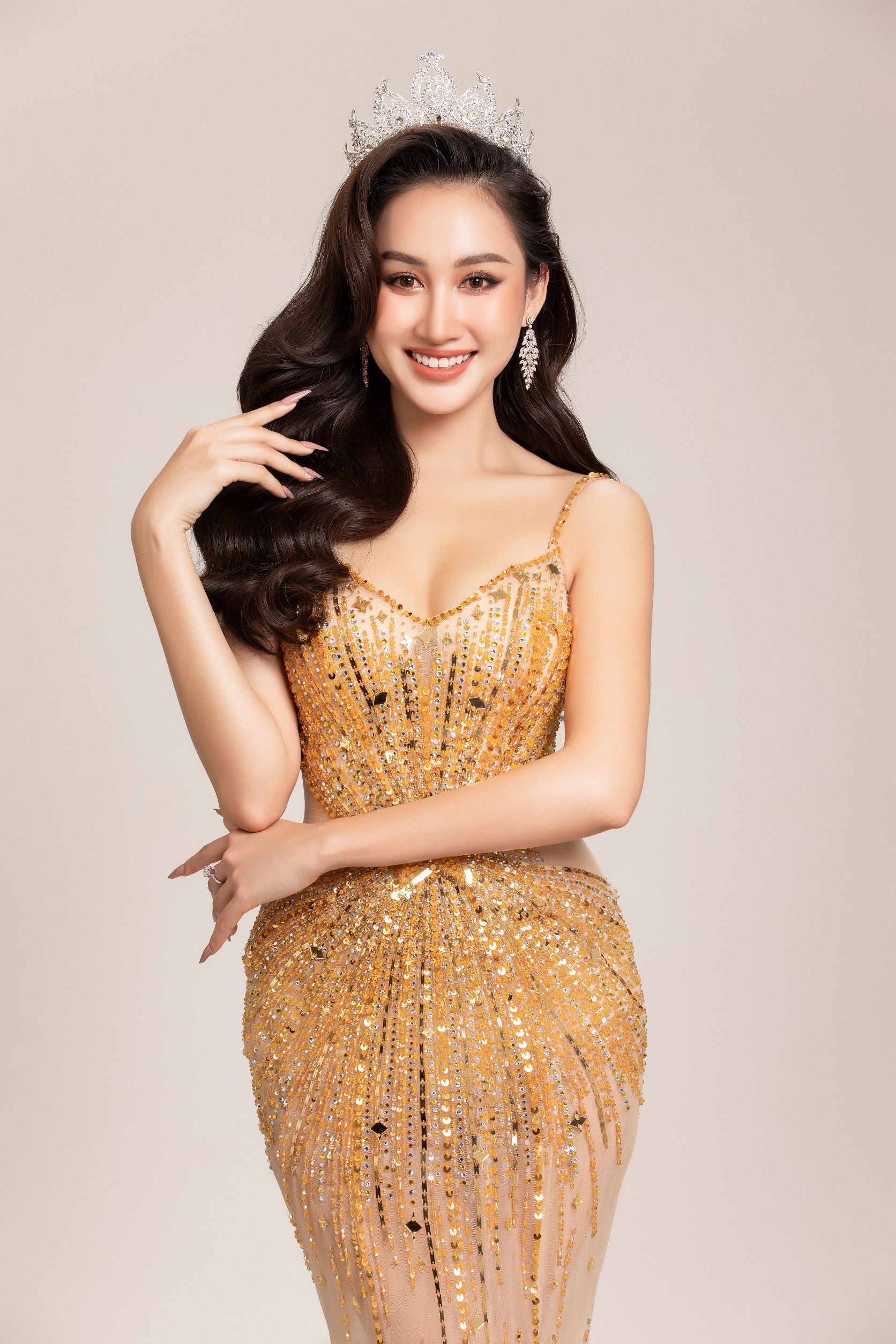 Who is the beauty born in 1995, 1m73 tall, representing Vietnam in the Miss Global 2022 contest?  - Photo 1.