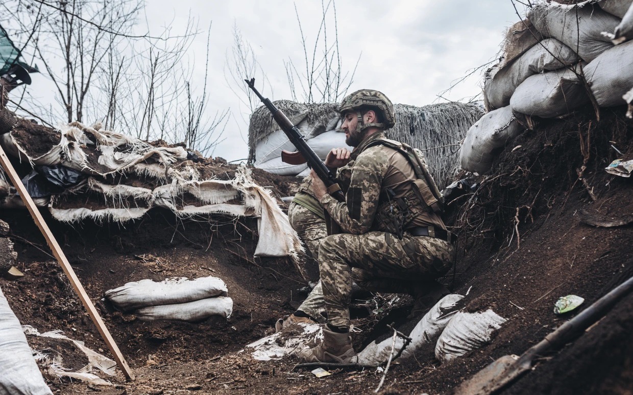 Chiến sự Ukraine: TT Zelensky tuyên bố 100 binh sĩ có thể tử trận ở chiến trường Donbass mỗi ngày