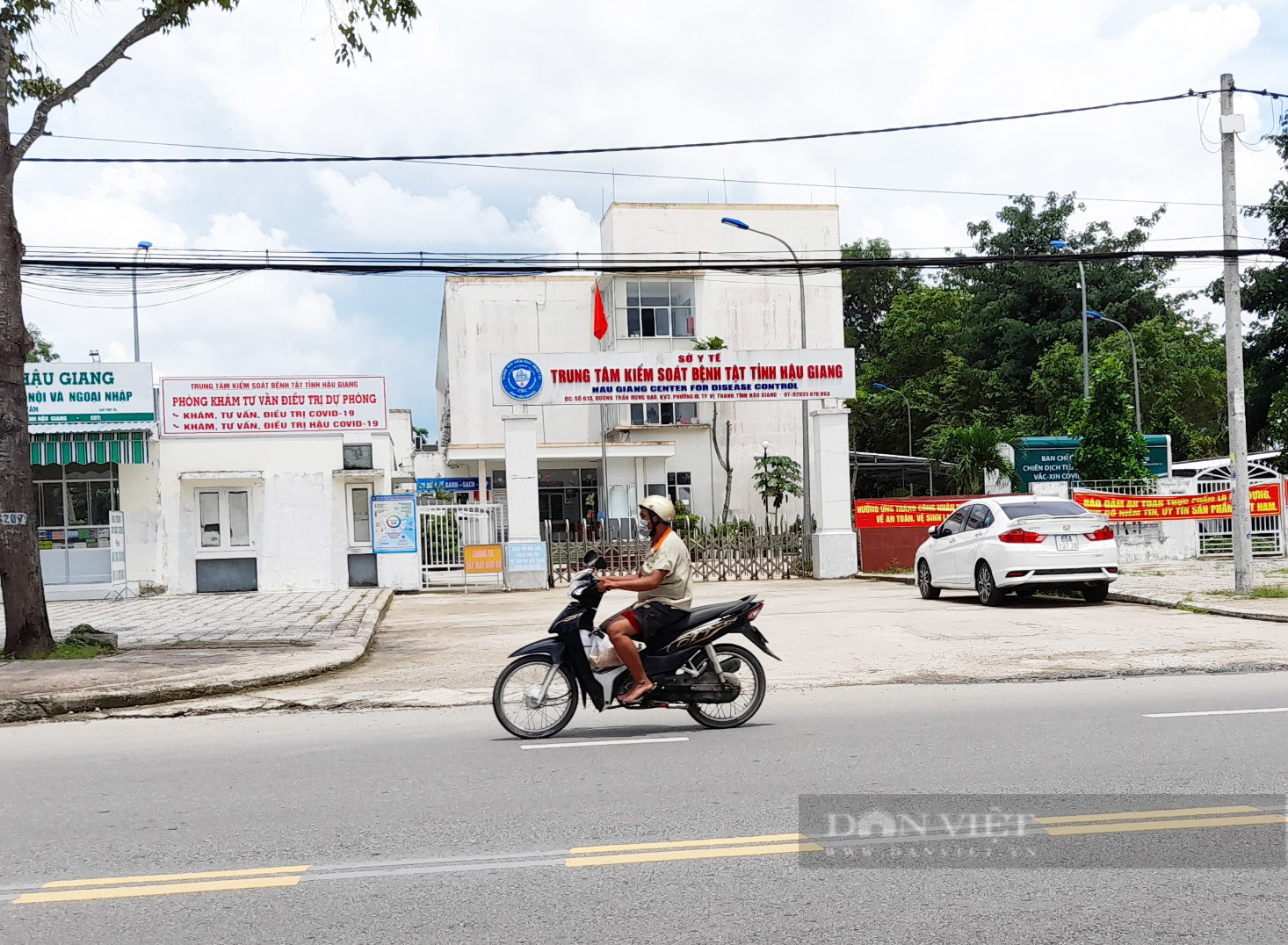 Bí thư Tỉnh uỷ Hậu Giang lên tiếng về sai phạm của 3 cán bộ tại CDC Hậu Giang - Ảnh 2.