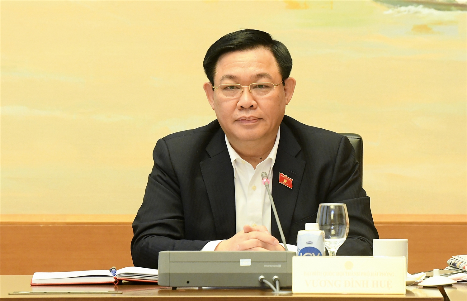 Dự án đường Hồ Chí Minh: Bộ trưởng Nguyễn Văn Thể nói không cân đối được vốn, ĐBQH cho rằng &quot;bao biện&quot; - Ảnh 3.