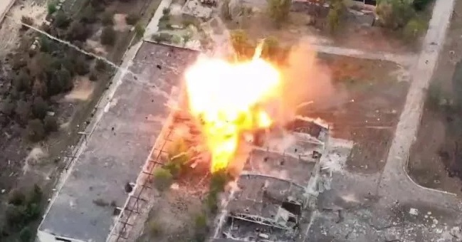 Ukraine’s military released a video of bombing destroying Russian hangars, self-propelled mortars