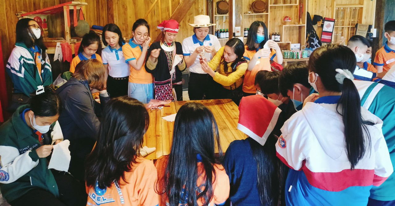 Sapa launches English summer camp, educational tourism product for children