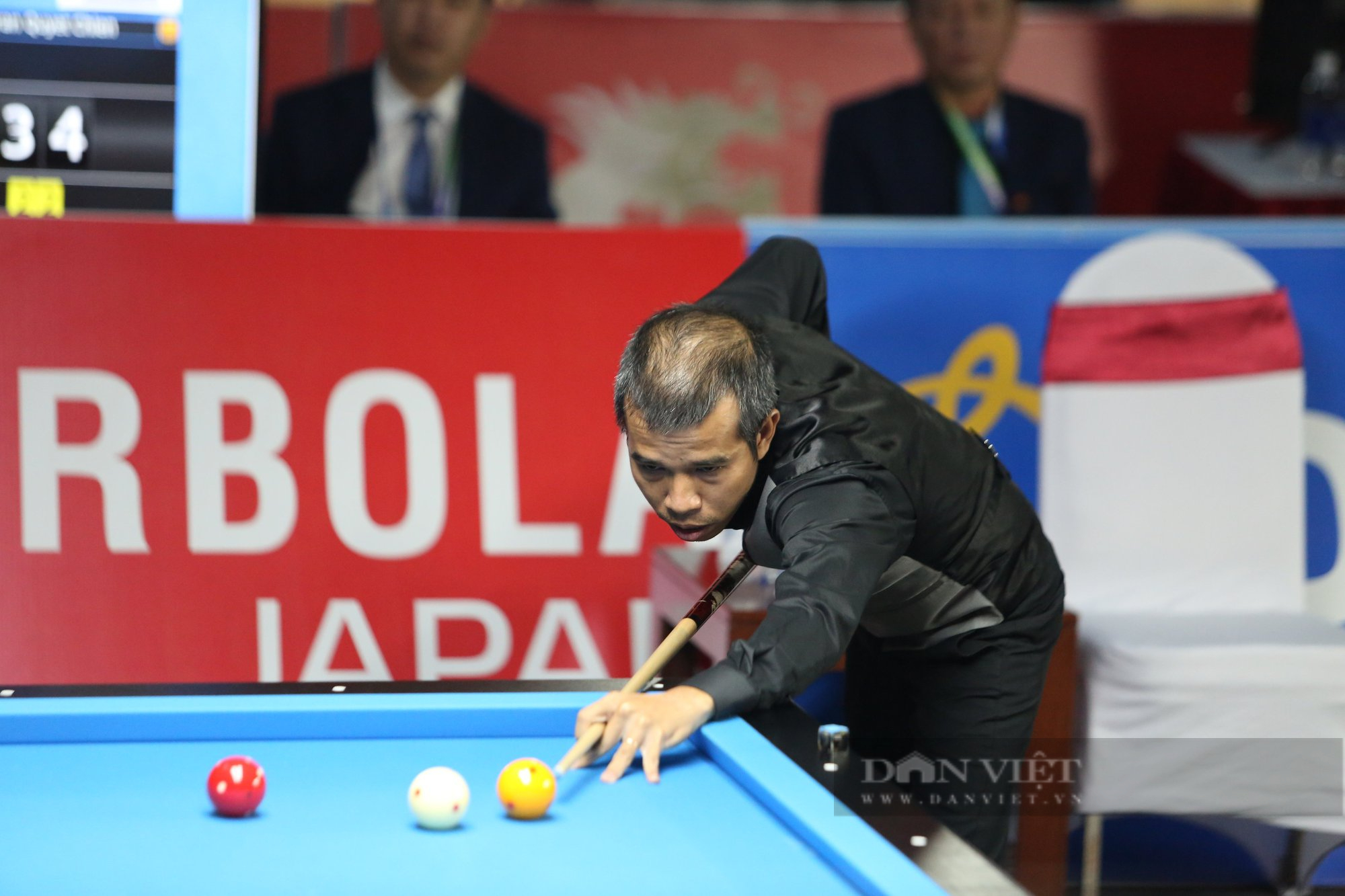 Having just won the 31st SEA Games gold medal, Tran Quyet Chien immediately competed for the 3rd World Cup Billiards Carom - Photo 2.