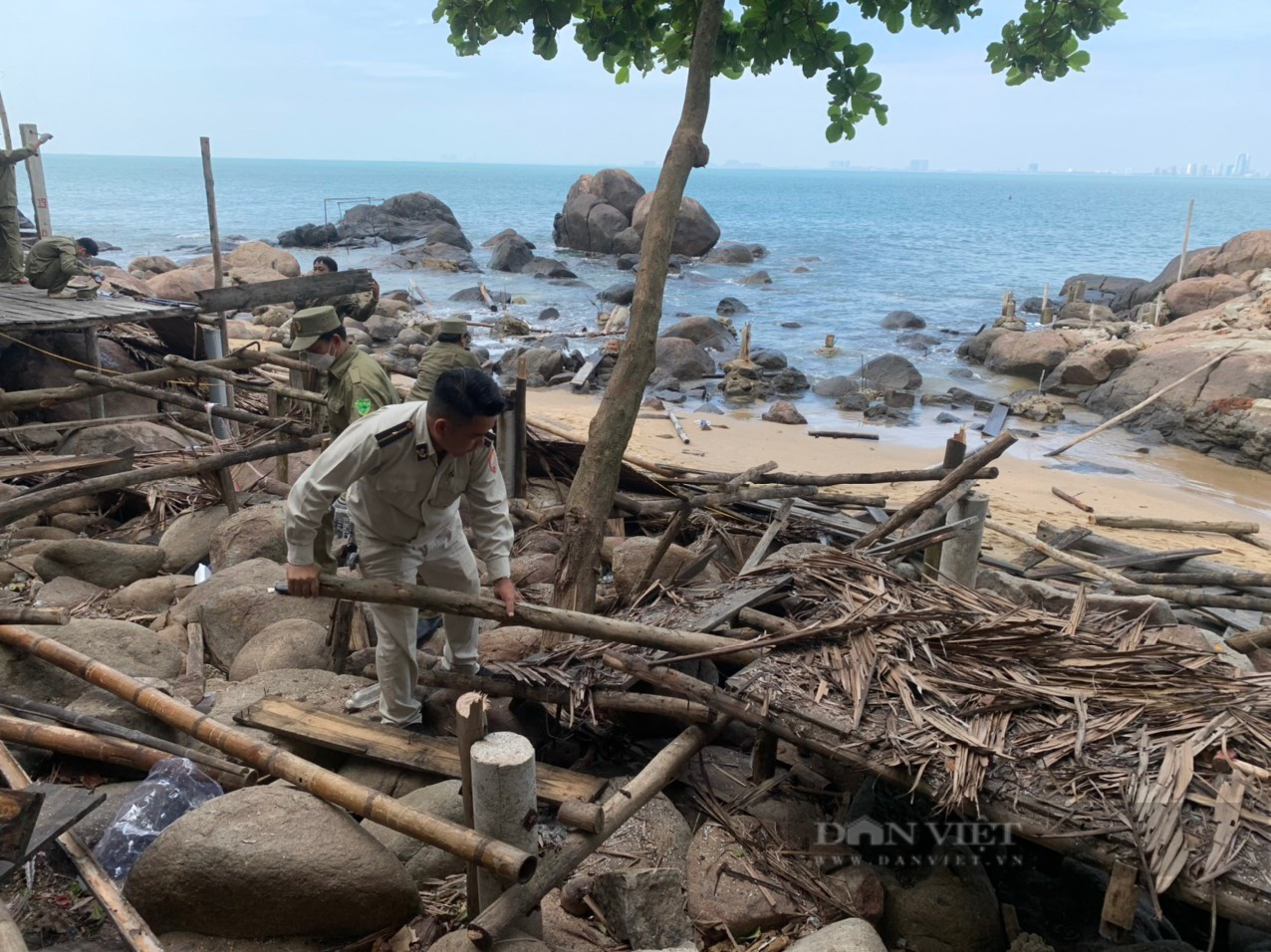 &quot;Mạnh tay&quot; xử lý công trình xây dựng trái phép tại bán đảo Sơn Trà - Ảnh 2.