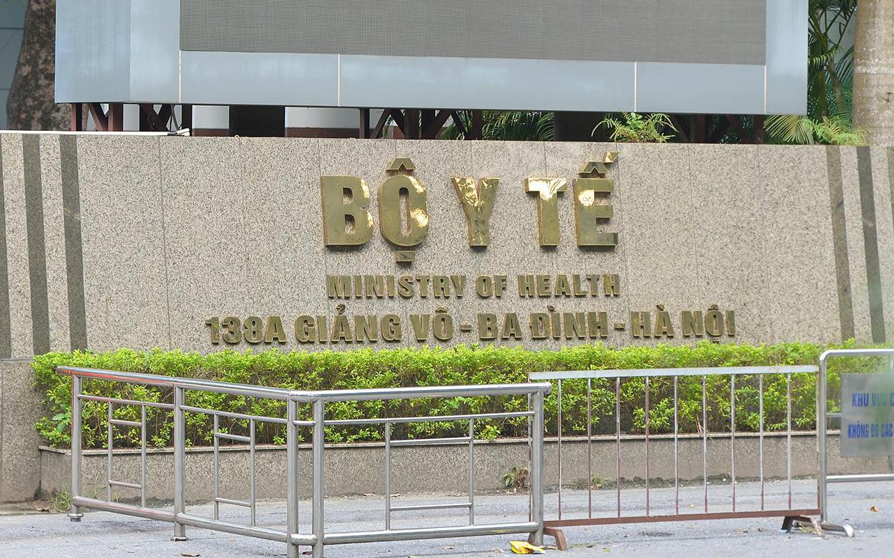 Phó phòng thuộc Bộ Y tế &quot;tác động&quot; giúp Công ty Việt Á có thể bị xử lý thế nào? 