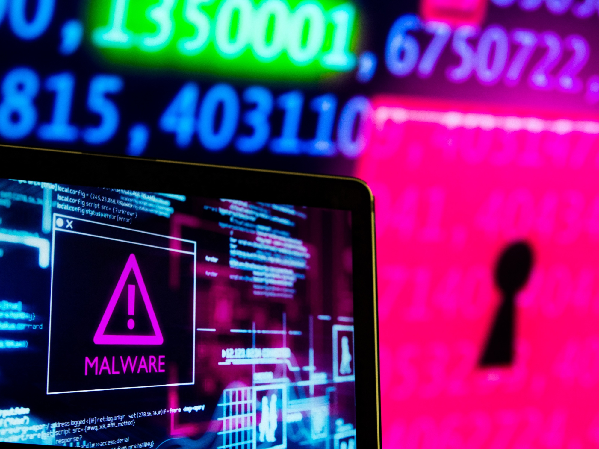 Tội phạm mạng có thể có quyền truy cập vào các công cụ chiến tranh mạng do nhà nước phát triển thông qua dark web. Ảnh: @AFP.