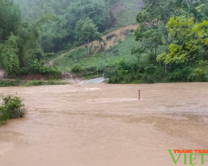 Hoà Bình: Thiệt hại hàng trăm ha lúa, hoa màu và tài sản của người dân - Ảnh 3.