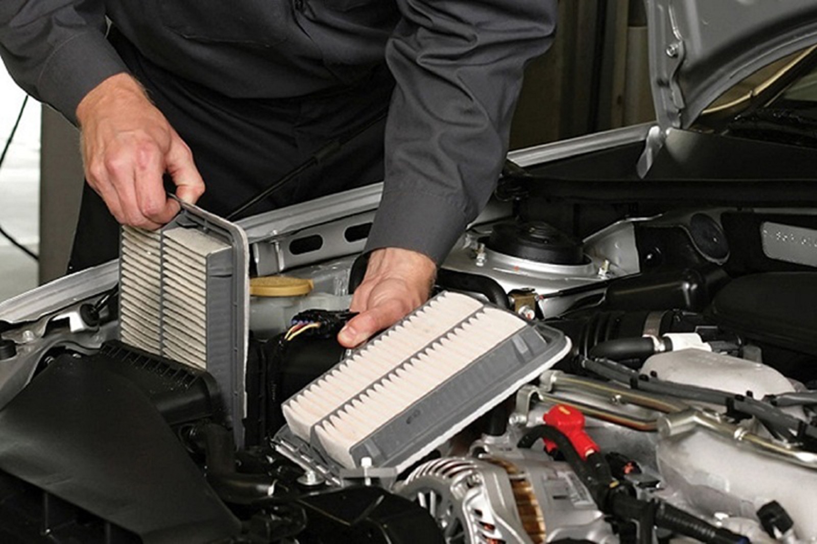 Experience cleaning car air filters to avoid fuel consumption