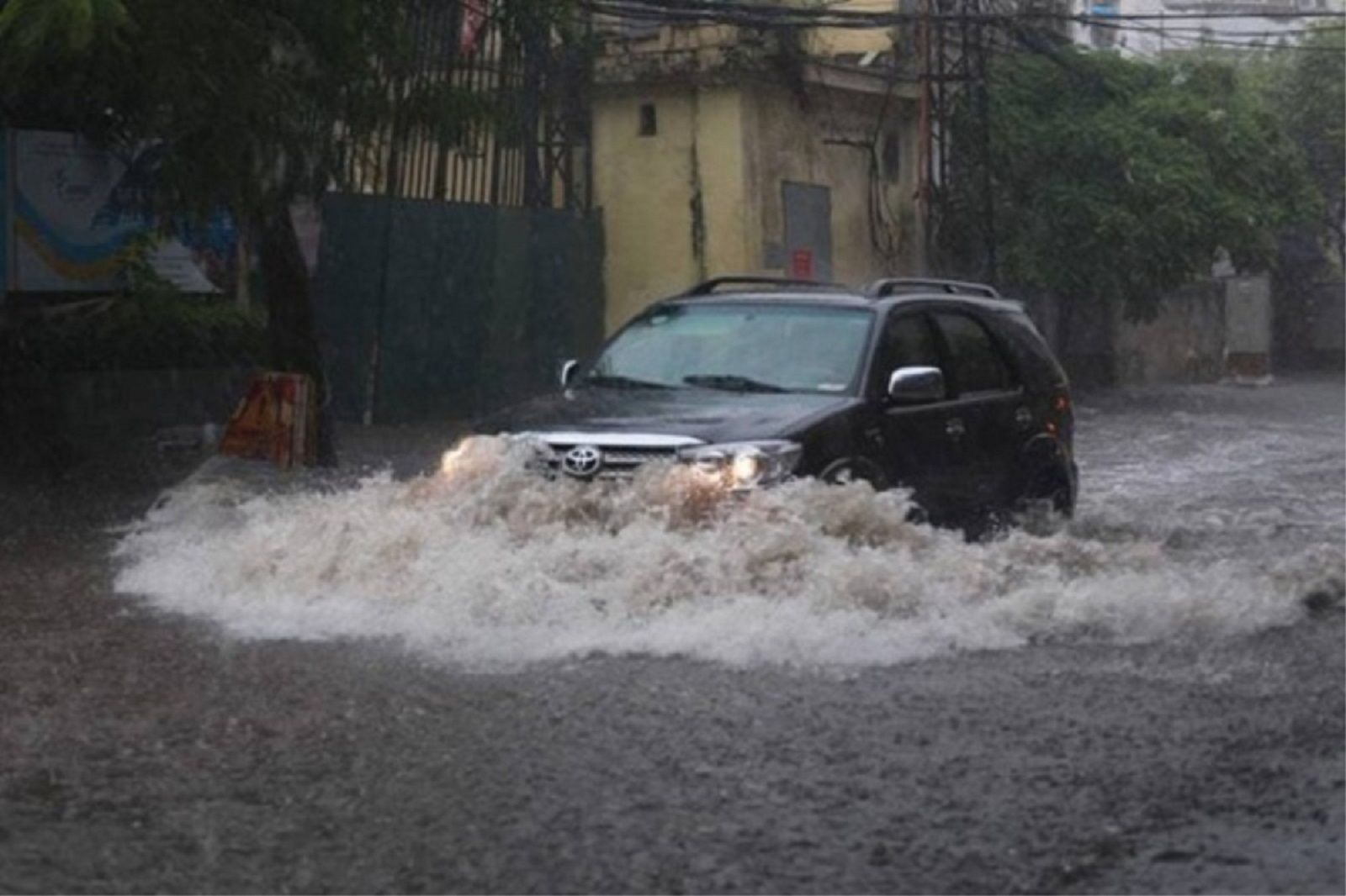 Flooded auto insurance and what you need to know - Photo 1.