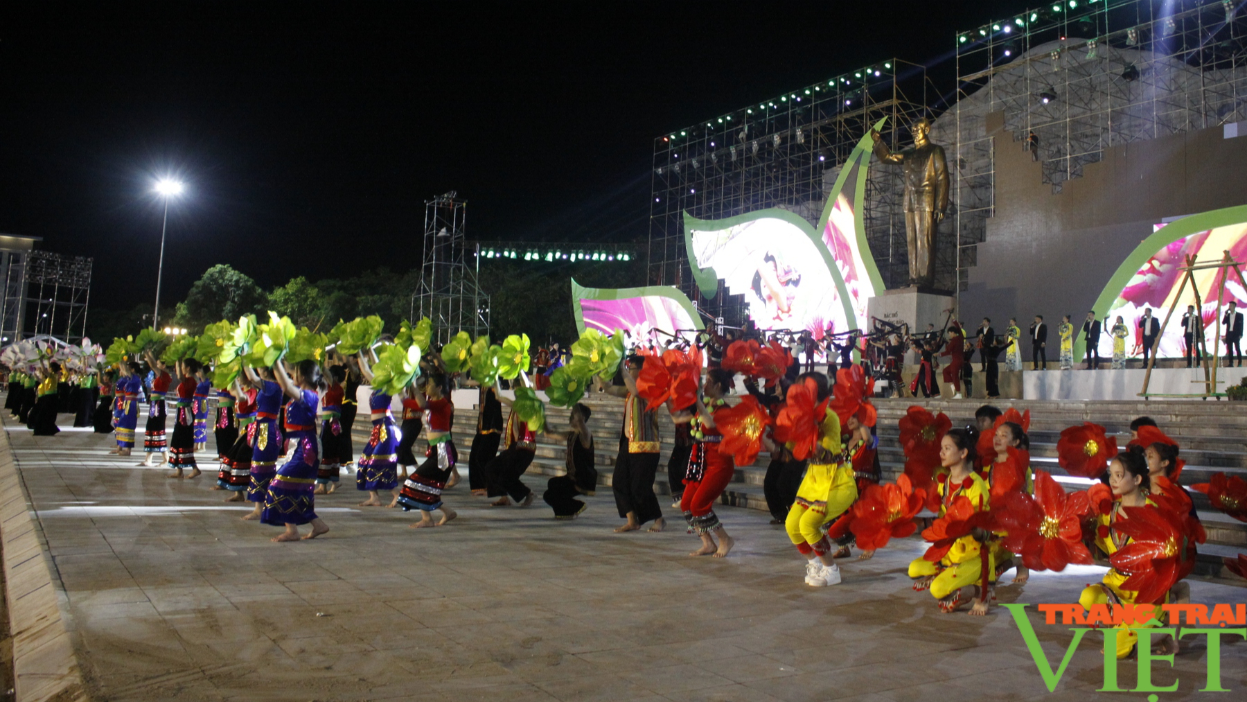 Gần 2.000 diễn viên sẽ tham gia biểu diễn tại lễ khai mạc Festival trái cây và sản phẩm OCOP Việt Nam năm 2022 - Ảnh 6.