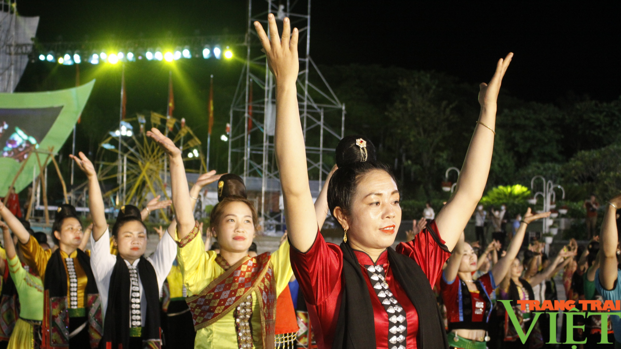 Gần 2.000 diễn viên sẽ tham gia biểu diễn tại lễ khai mạc Festival trái cây và sản phẩm OCOP Việt Nam năm 2022 - Ảnh 5.