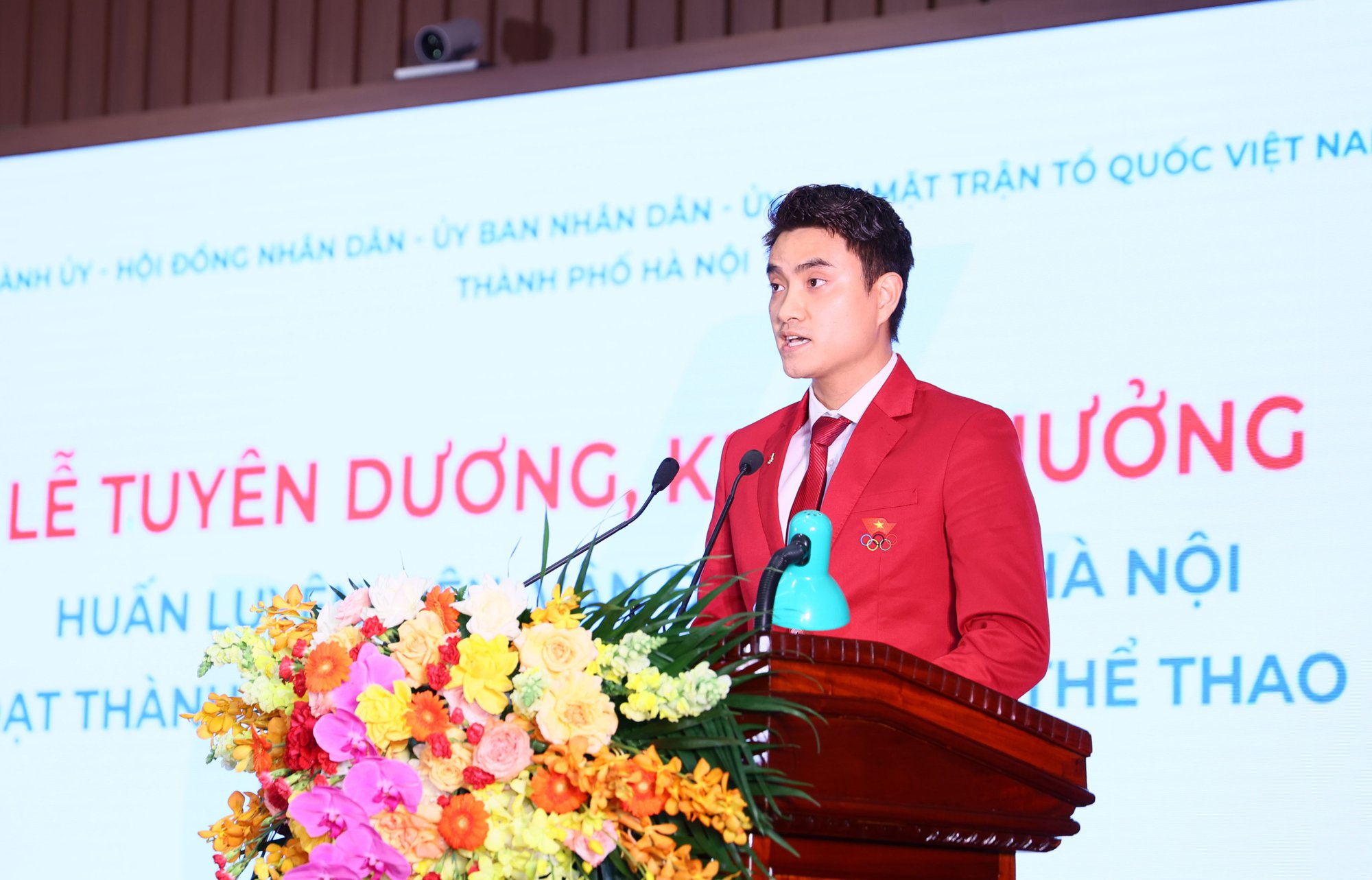 Hà Nội chi hơn 17 tỷ đồng khen thưởng các HLV, VĐV đạt thành tích xuất sắc tại SEA Games 31 - Ảnh 3.