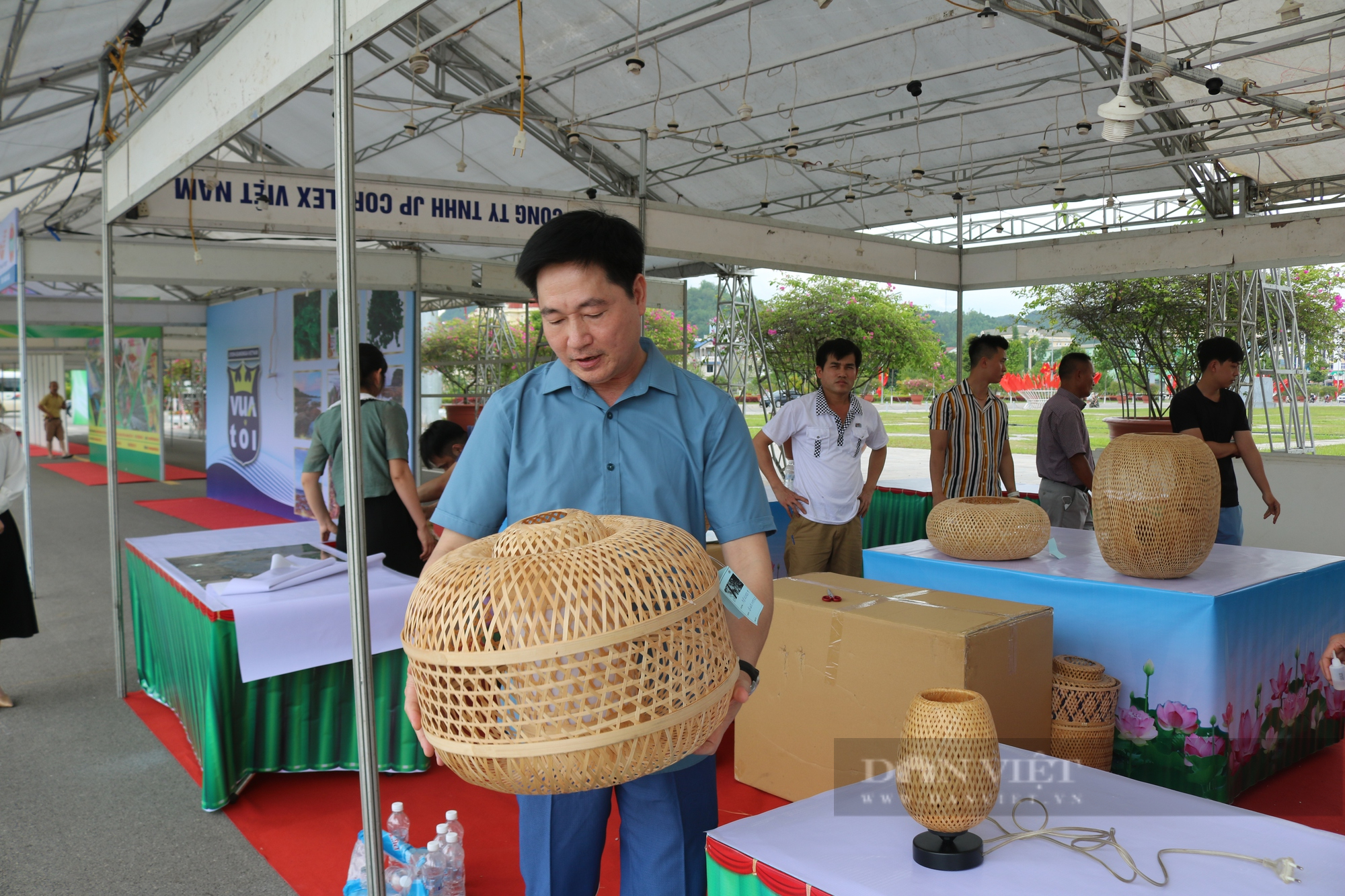 Những nông sản và sản phẩm OCOP đầu tiên đã có mặt tại Sơn La - Ảnh 20.