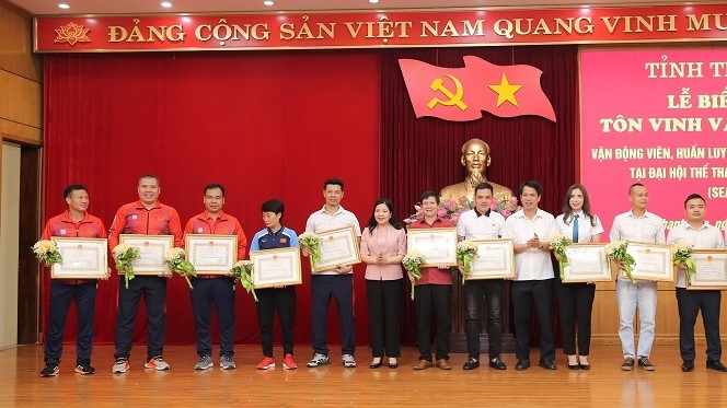 Thanh Hóa: Biểu dương các VĐV, HLV đạt thành tích xuất sắc tại SEA Games 31 - Ảnh 1.