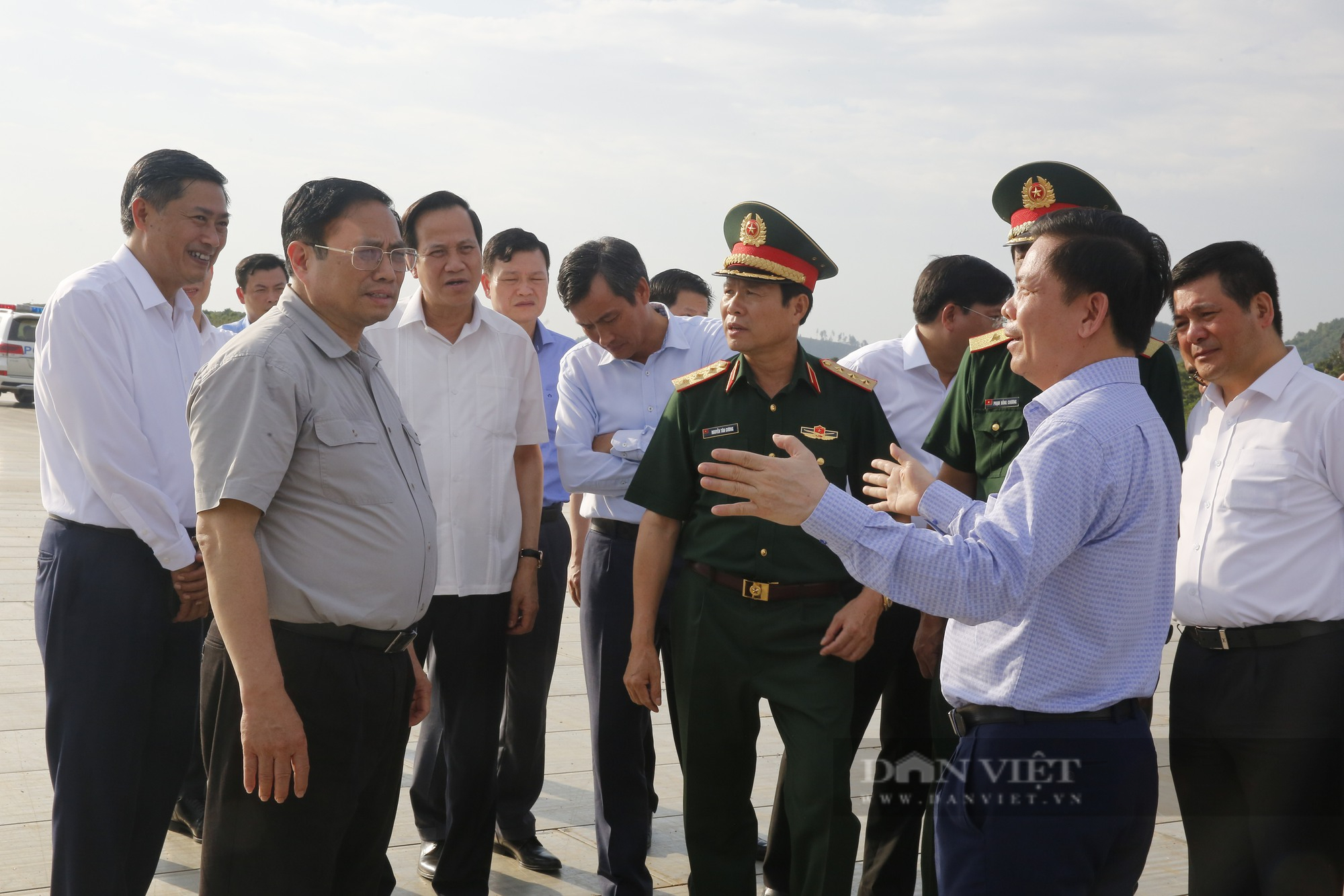 Thủ tướng Phạm Minh Chính thăm mô hình sản xuất nông nghiệp tiêu biểu tại Sơn La - Ảnh 10.