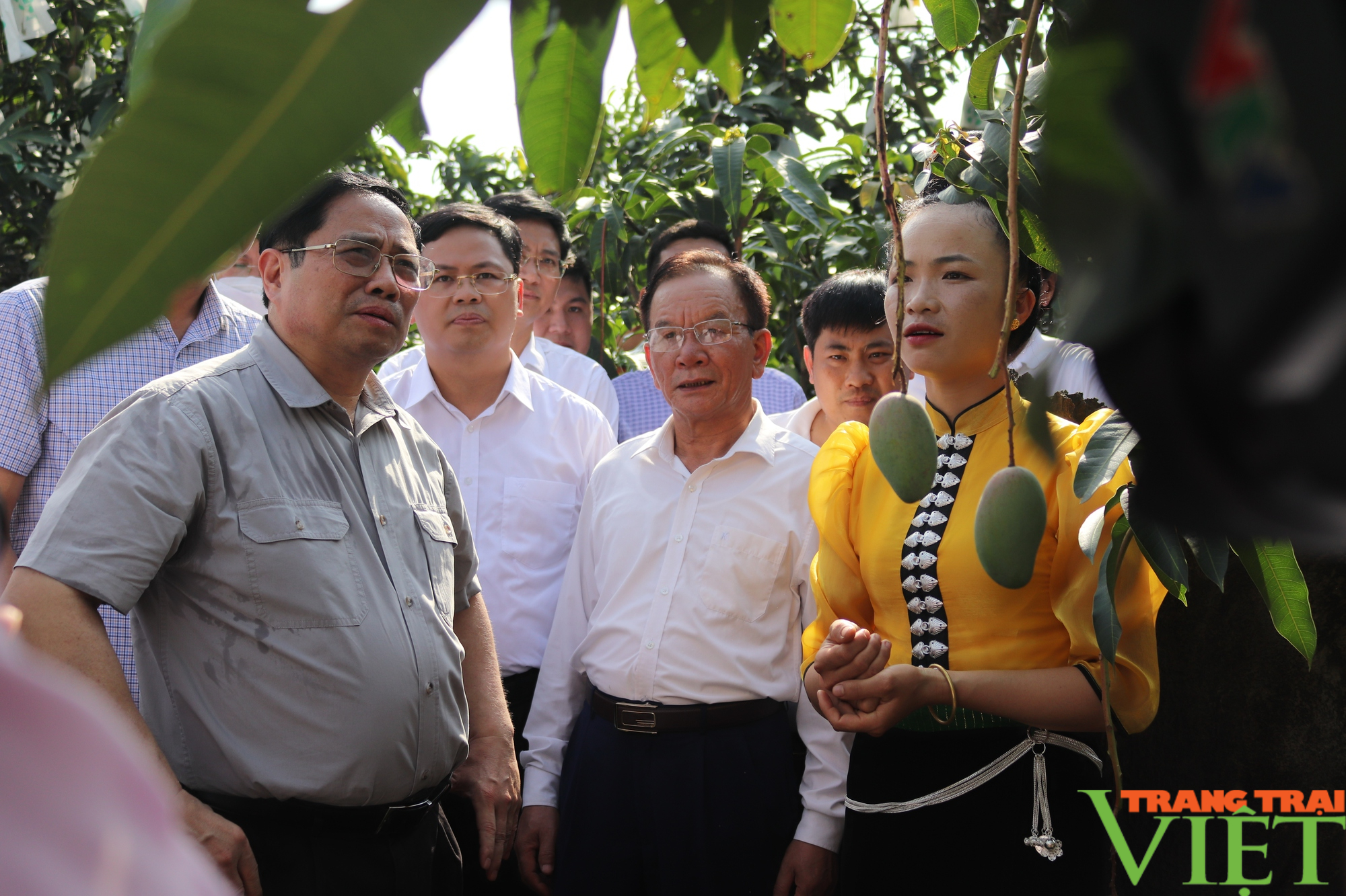 Thủ tướng Phạm Minh Chính chỉ ra 6 vấn đề cần hỗ trợ nông dân trong sản xuất nông nghiệp ở Sơn La - Ảnh 1.