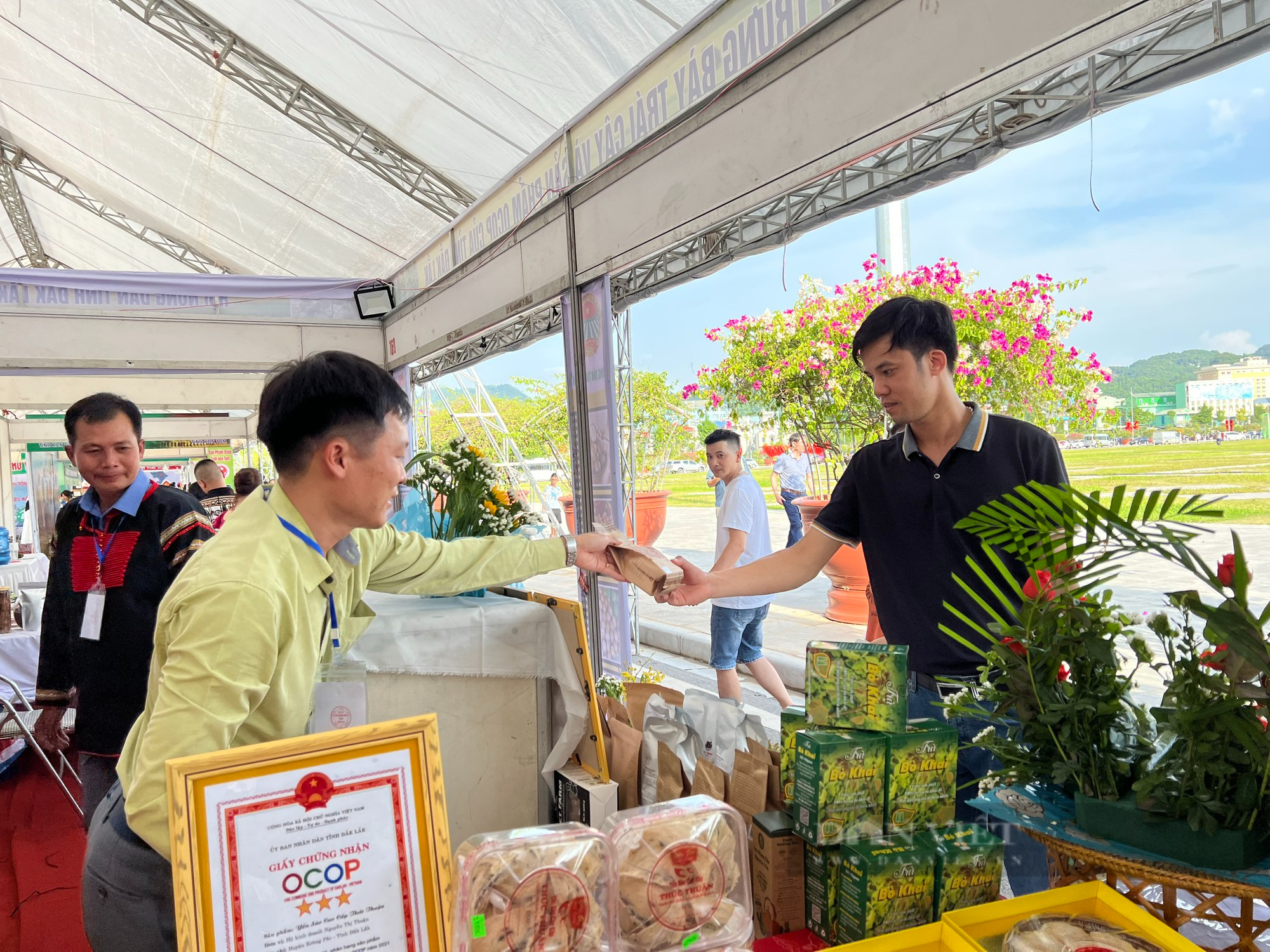 Nhiều sản phẩm của Đắk Lắk tham dự Festival trái cây và sản phẩm OCOP năm 2022 - Ảnh 7.
