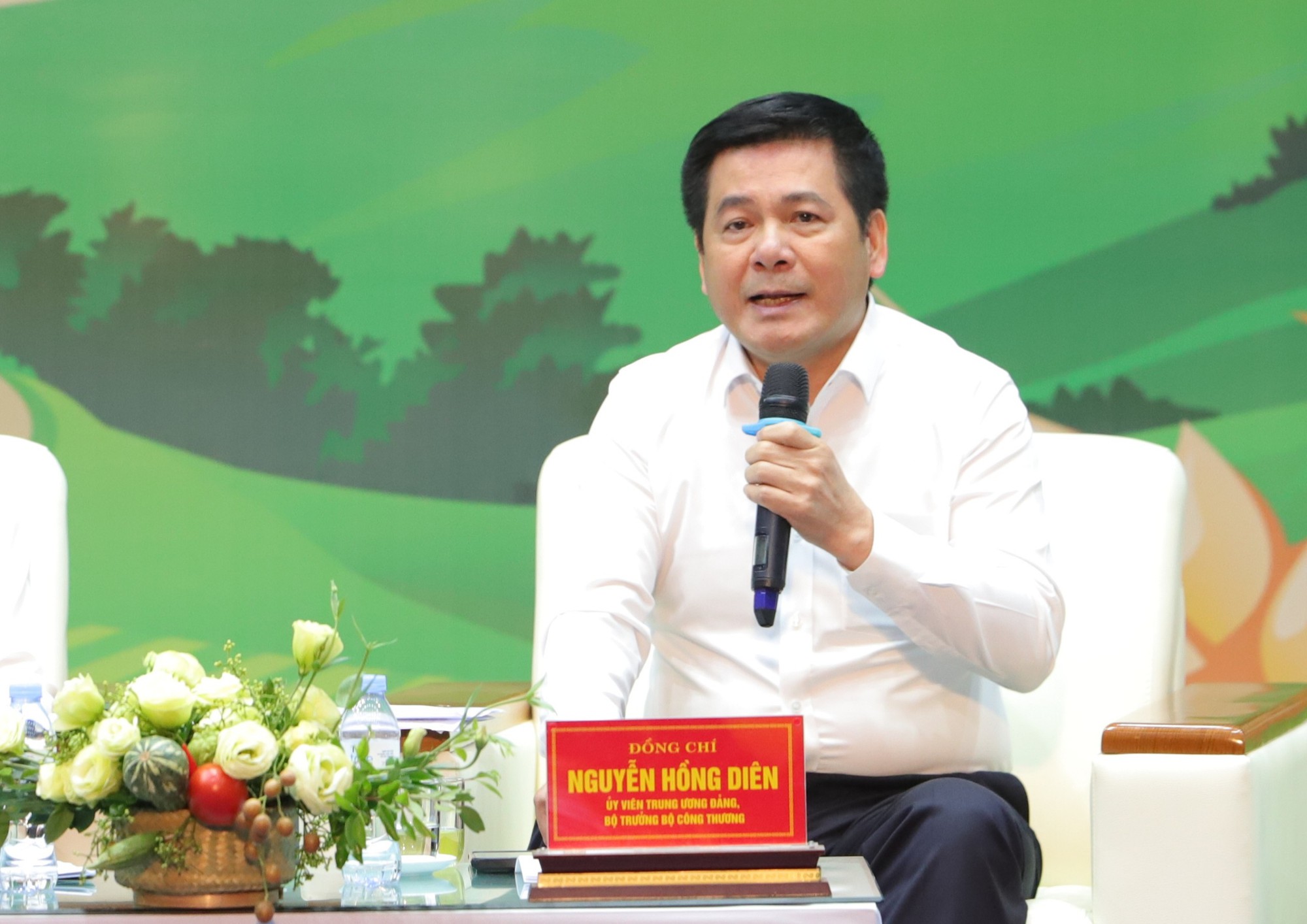 Bộ trưởng Bộ Công thương Nguyễn Hồng Diên: Thay đổi tư duy xuất khẩu nông sản sang Trung Quốc - Ảnh 3.