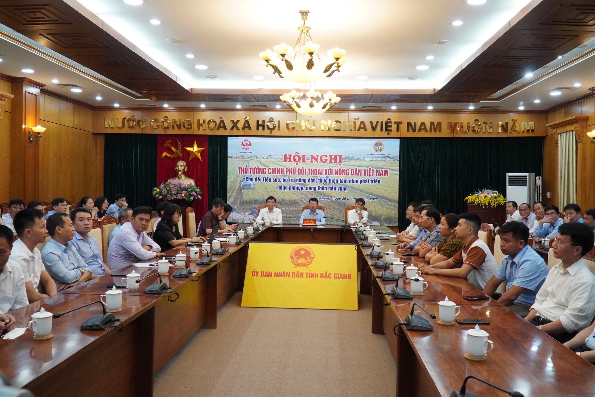 Đang kết nối trực tuyến 62 điểm cầu với Hội nghị Thủ tướng Chính phủ đối thoại với nông dân lần thứ 4 - Ảnh 4.