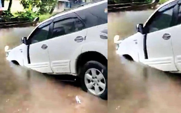 Following Google Maps, the Toyota Fortuner driver got 