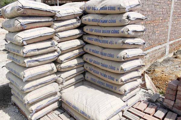 Can public investment and real estate bring cement consumption back to life?