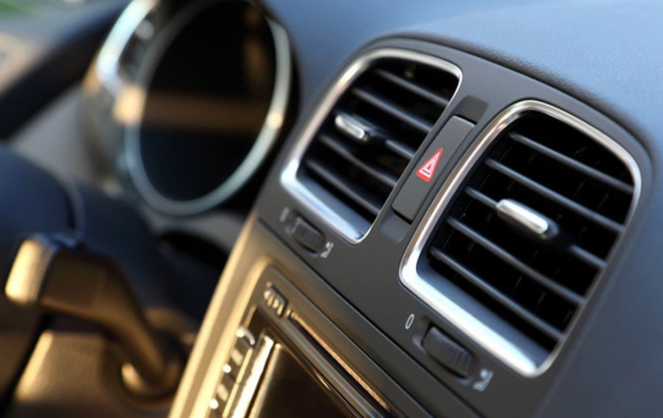 When to turn off the car air conditioner?