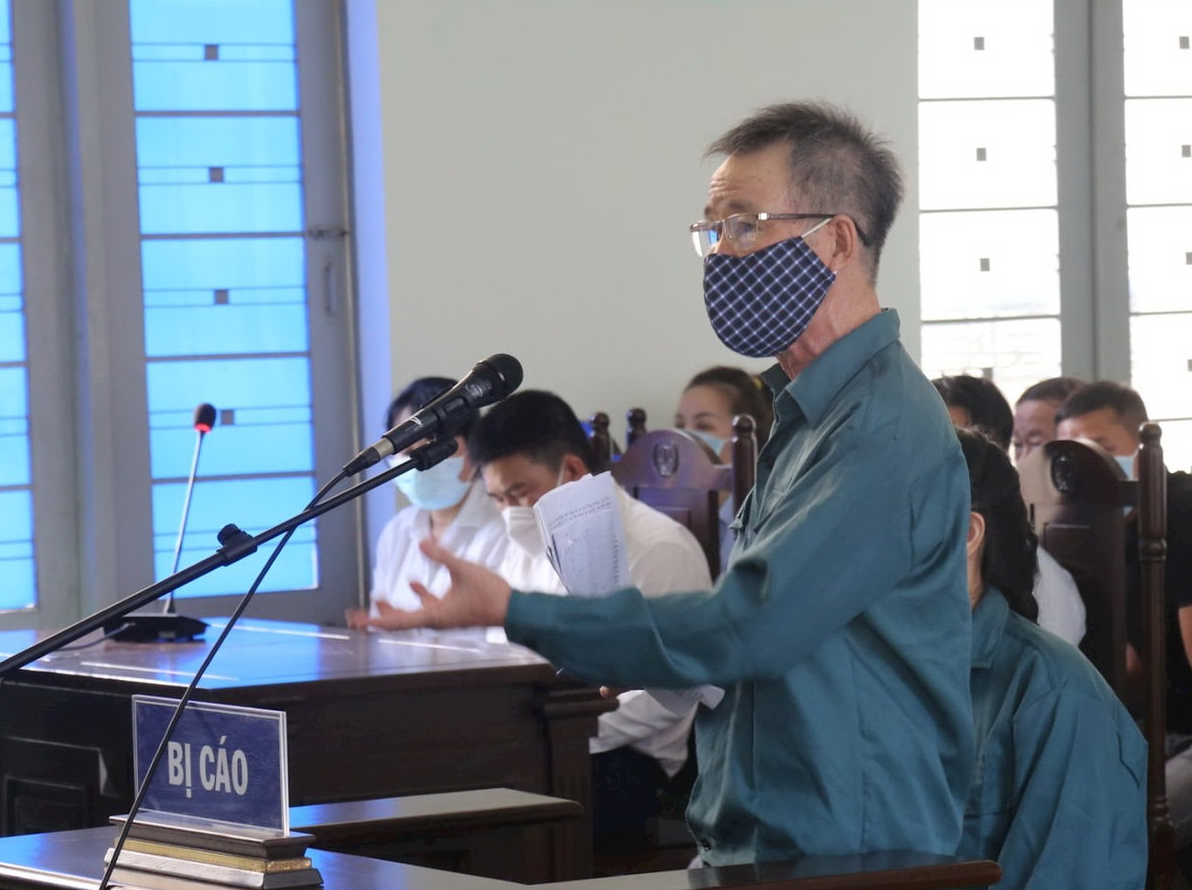 Bình Thuận: Nguyên Trưởng Văn phòng công chứng Tiến Đạt bị án tù - Ảnh 4.