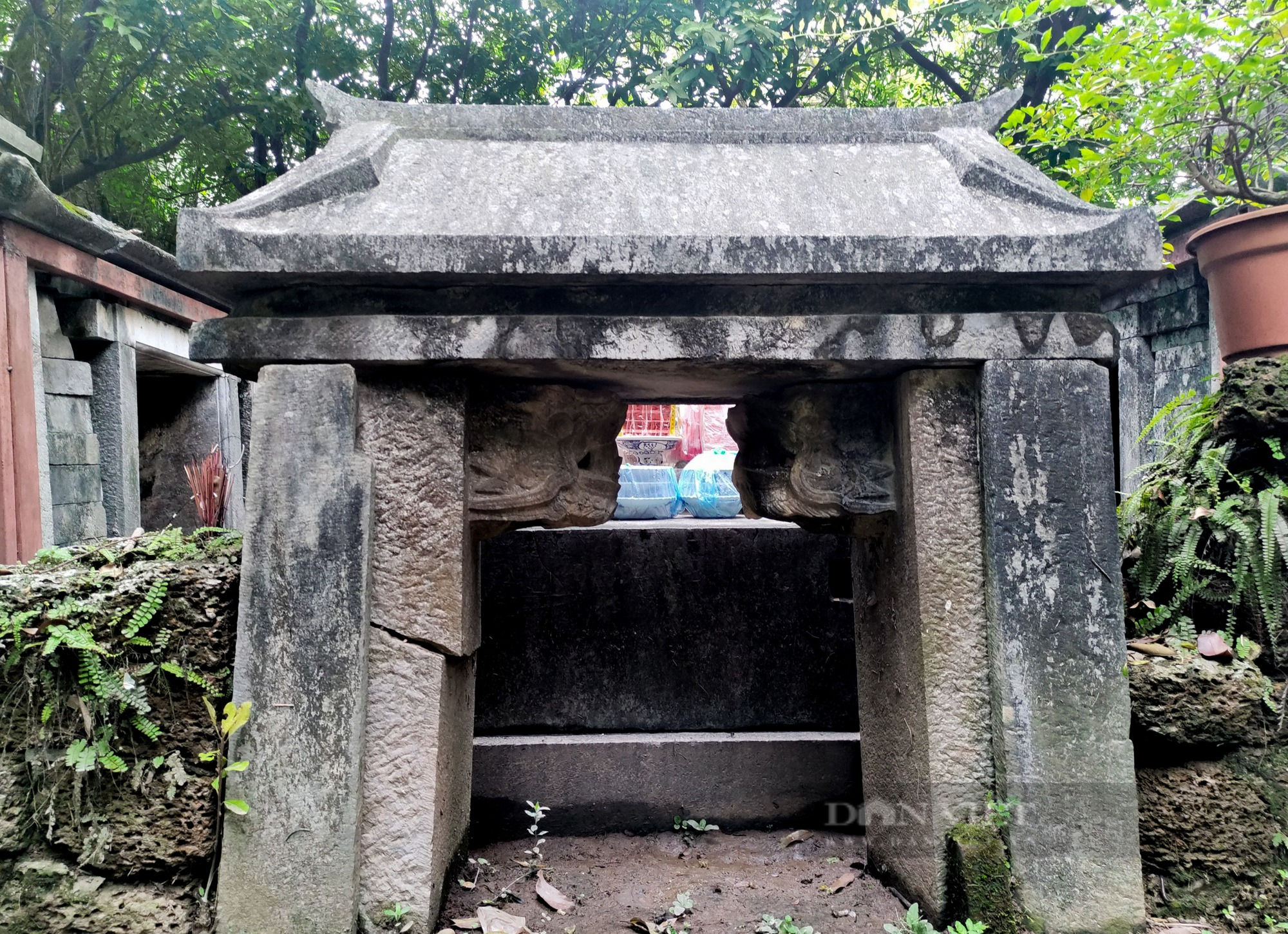 Lăng mộ của võ tướng tồn tại hơn 3 thế kỷ đang phải &quot;chống nạng&quot; ở Hà Nội - Ảnh 6.