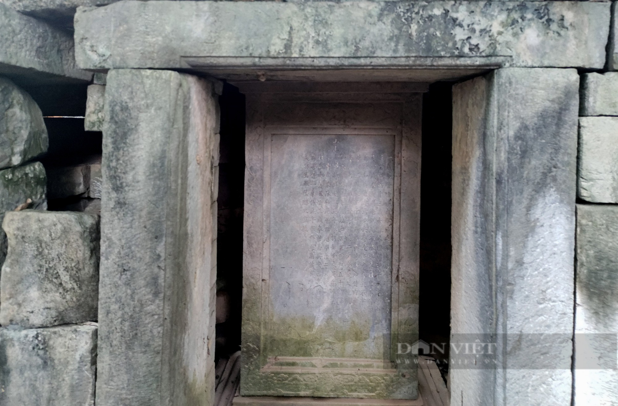 Lăng mộ của võ tướng tồn tại hơn 3 thế kỷ đang phải &quot;chống nạng&quot; ở Hà Nội - Ảnh 9.
