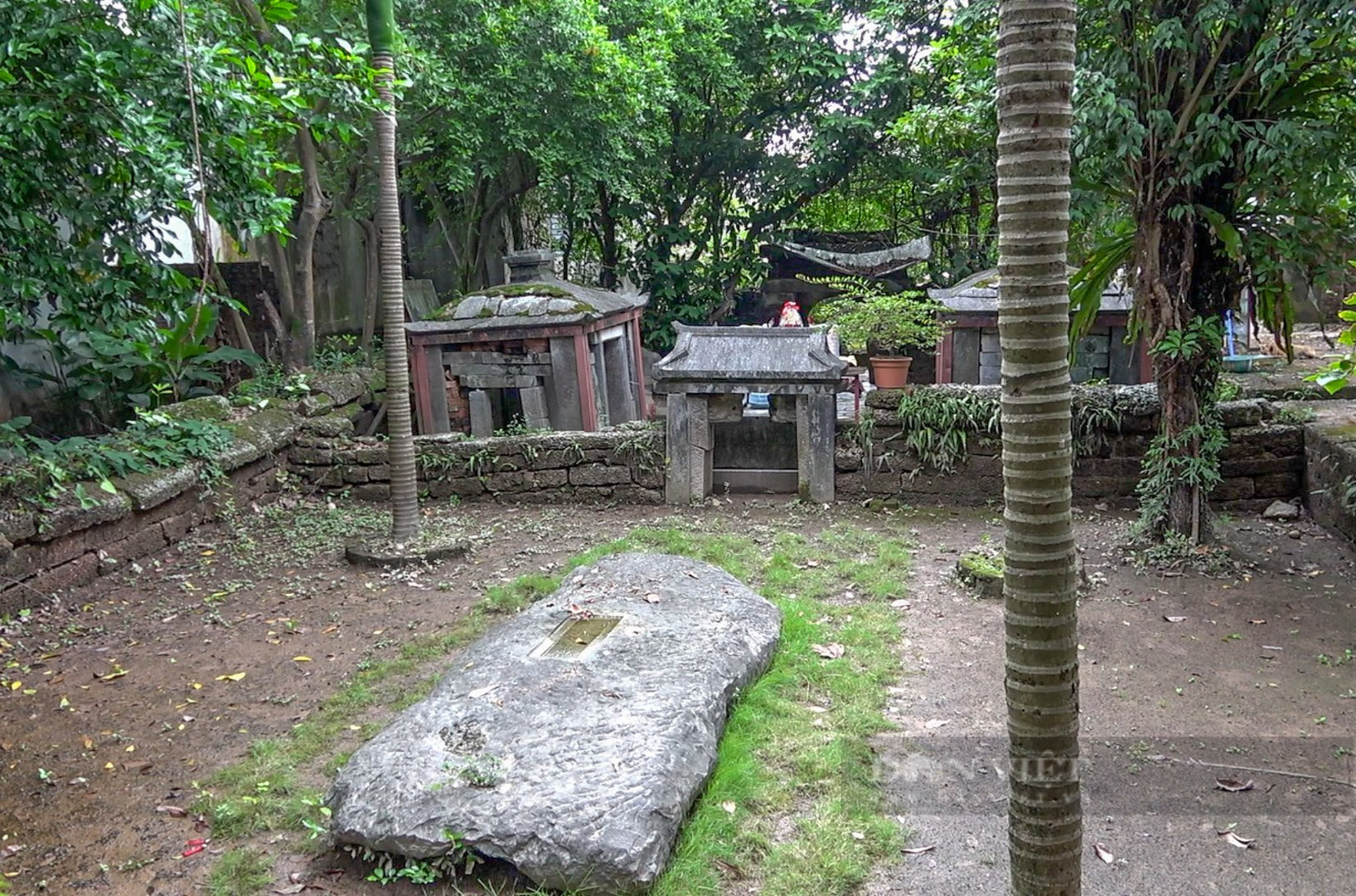 Lăng mộ của võ tướng tồn tại hơn 3 thế kỷ đang phải &quot;chống nạng&quot; ở Hà Nội - Ảnh 5.