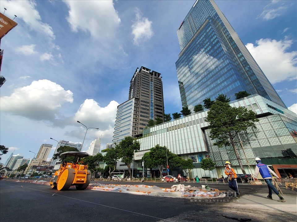 Sắp hoàn trả thêm một phần đường Lê Lợi: Người dân hào hứng không lo kẹt xe - Ảnh 4.