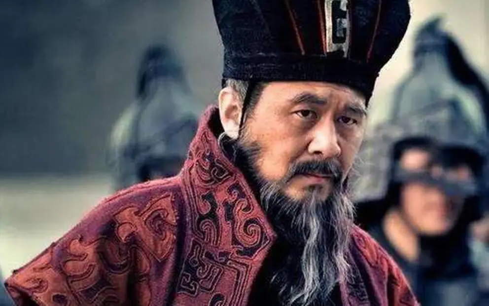 Cao Cao is considered a “hero in a time of chaos” but still loses to 1 person, who is that?